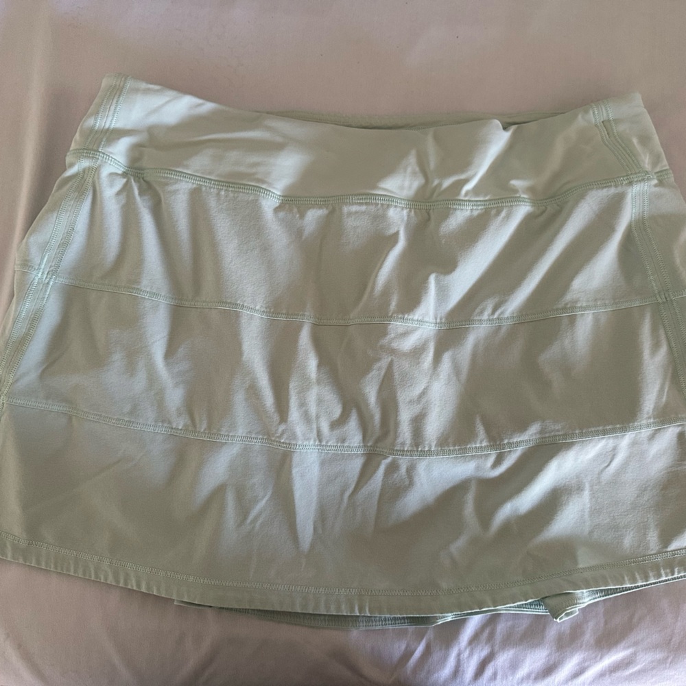 Lululemon Athletica Green Mini Bubble Skirt